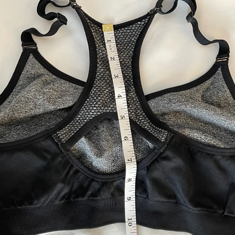 Women's Gray Marled Racerback Seamless Sports Bra Size Large‎